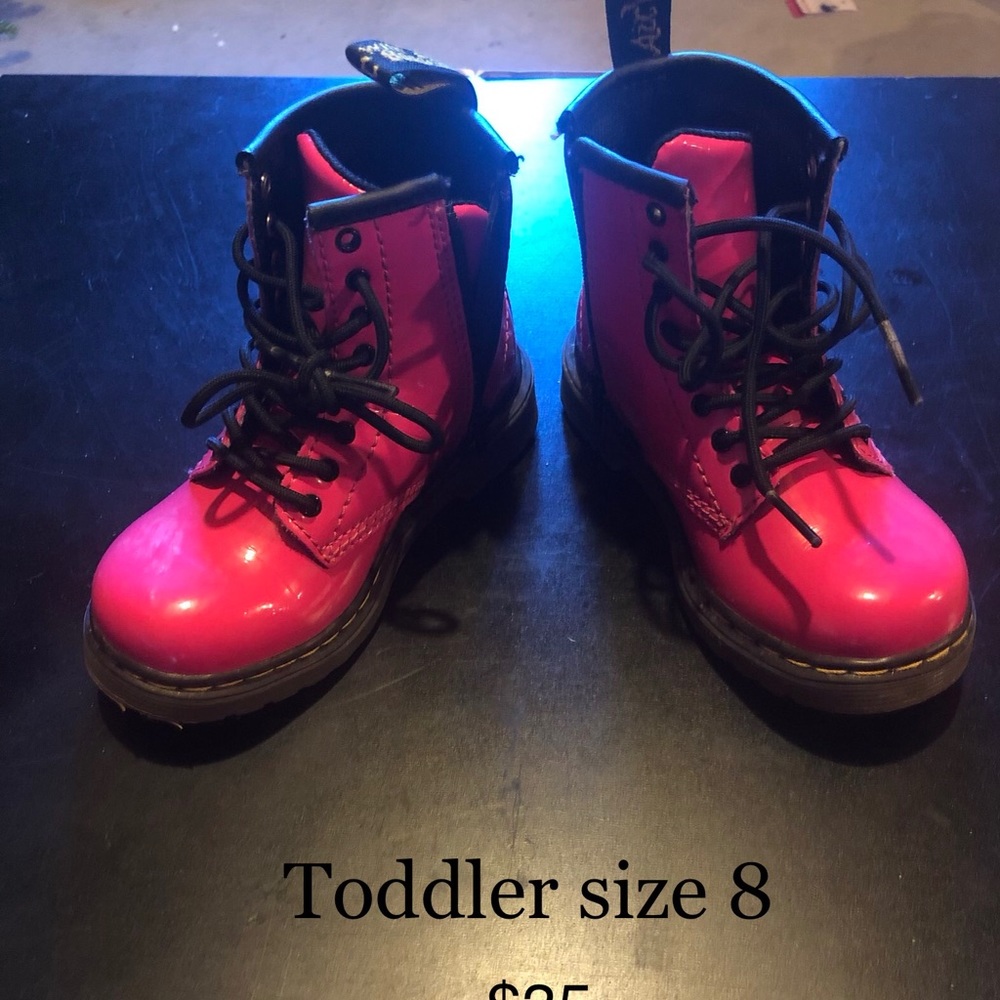 Toddler doc martens